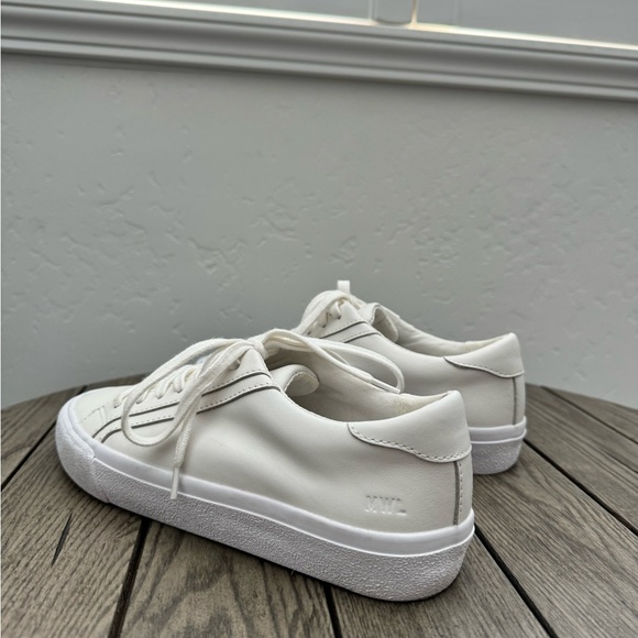 Madewell Sidewalk Low Top Sneakers, Size 6 - Picture 4 of 7